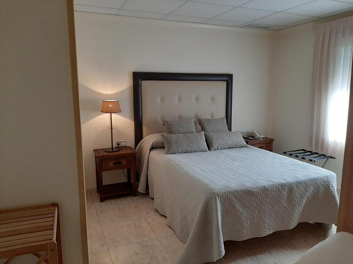 Hostal El Retiro Almoradi Luaran gambar