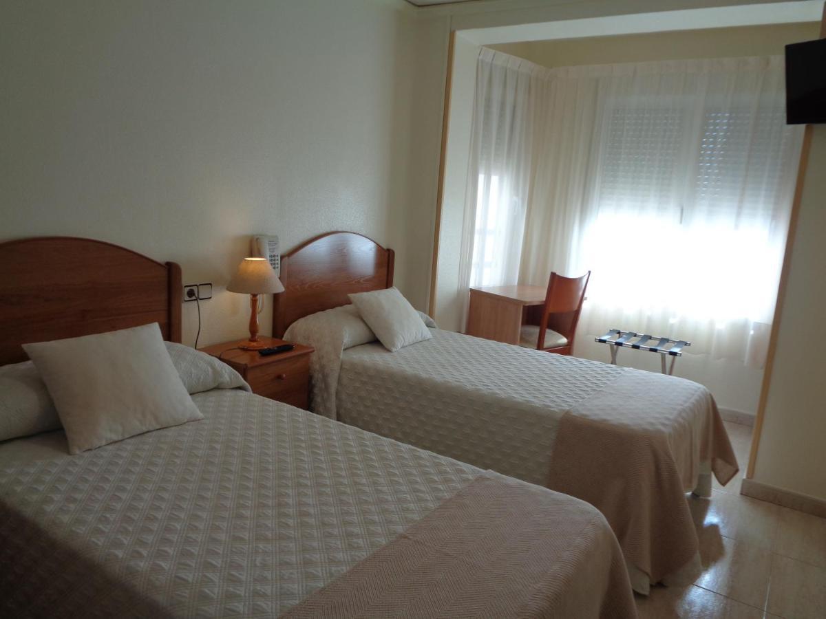 Hostal El Retiro Almoradi Luaran gambar
