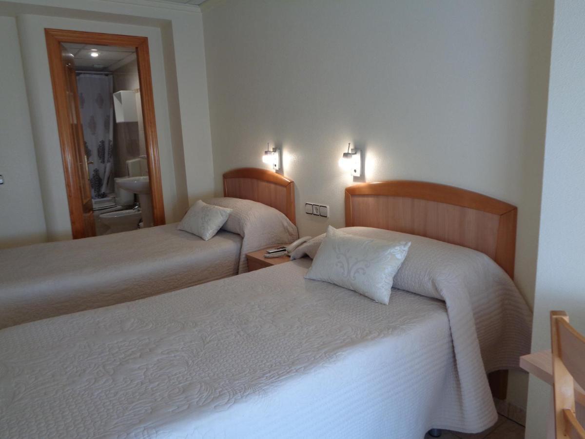 Hostal El Retiro Almoradi Luaran gambar