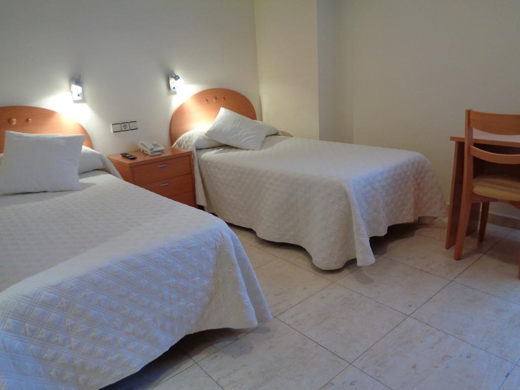 Hostal El Retiro Almoradi Luaran gambar