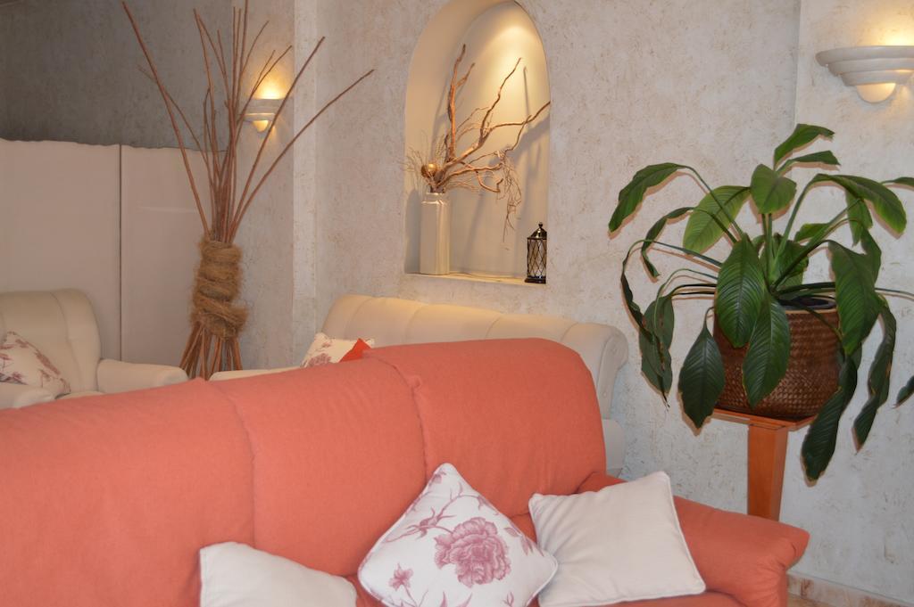 Hostal El Retiro Almoradi Luaran gambar