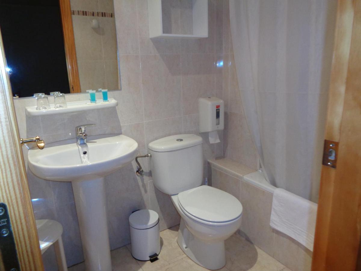 Hostal El Retiro Almoradi Luaran gambar