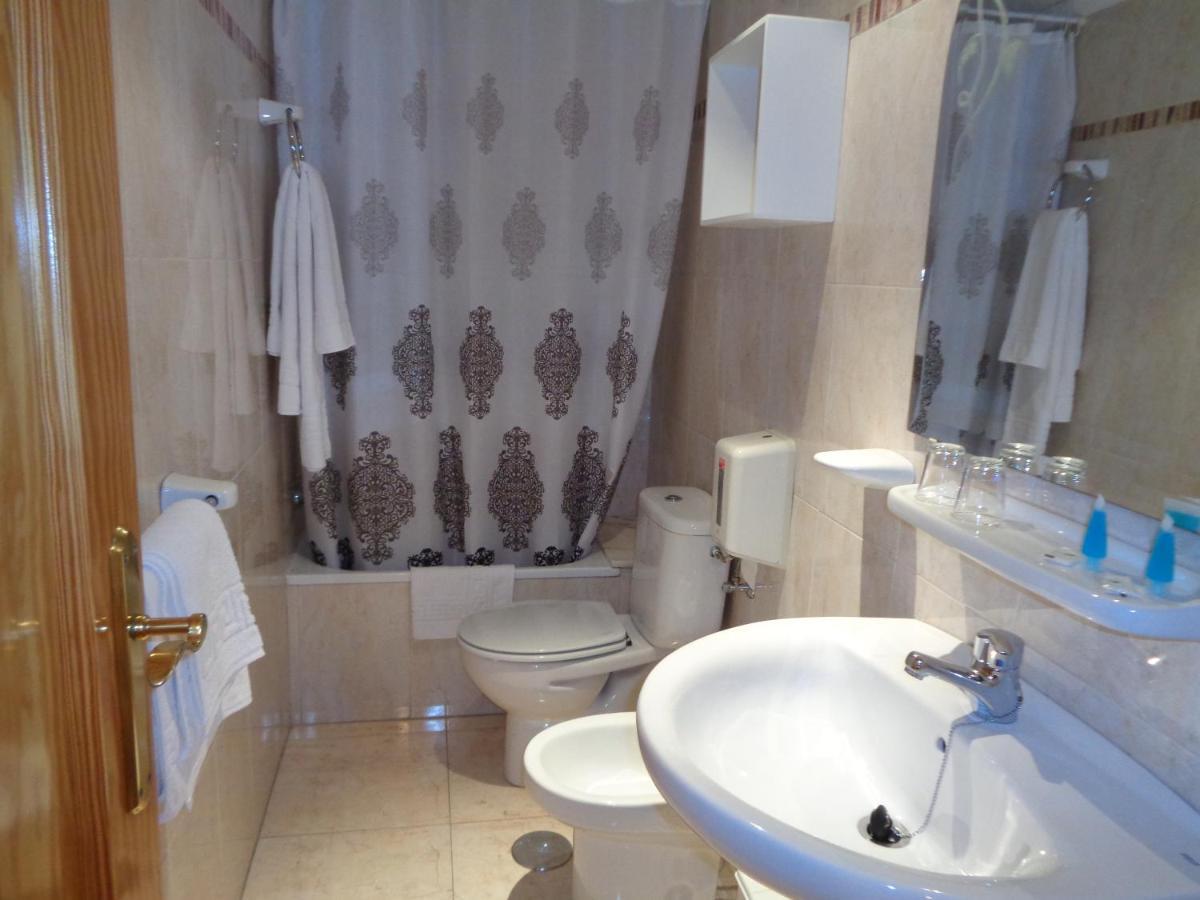 Hostal El Retiro Almoradi Luaran gambar