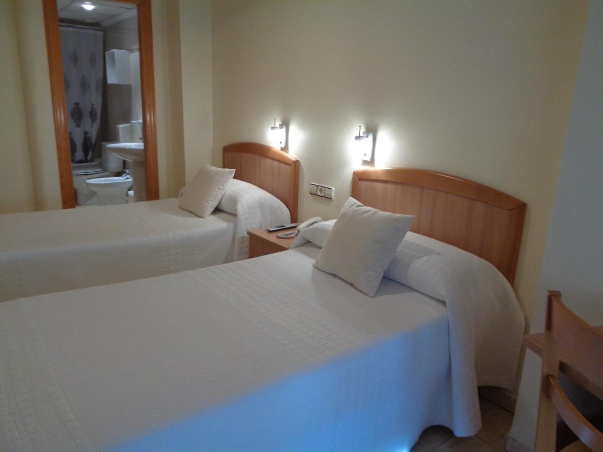 Hostal El Retiro Almoradi Luaran gambar